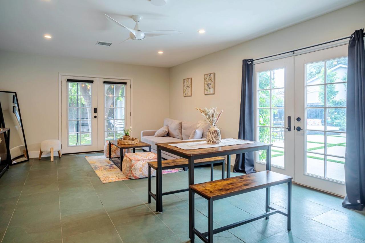 Serene 1 Bed Guest House With Patio Sleeps 6 Los Angeles Exterior foto